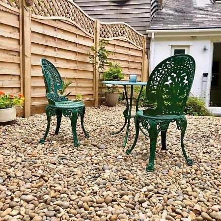 Knocker Cottage Is A 3 Bedroom Made Up Of 1 Double Bedroom And 2 Small Double Bedrooms In Small Village 10 Min To Beaches Camborne Exteriör bild