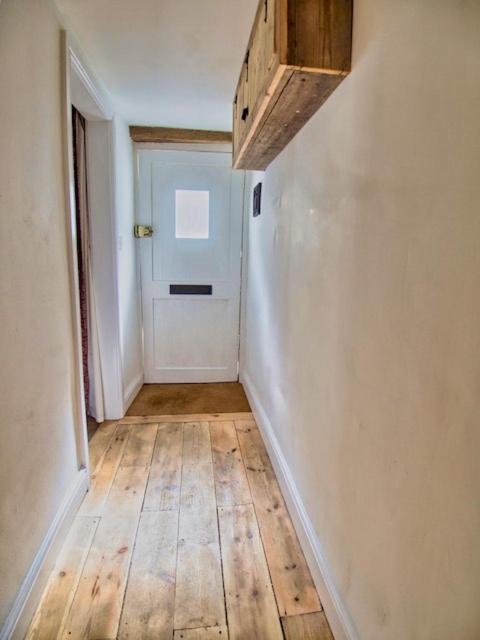 Knocker Cottage Is A 3 Bedroom Made Up Of 1 Double Bedroom And 2 Small Double Bedrooms In Small Village 10 Min To Beaches Camborne Exteriör bild