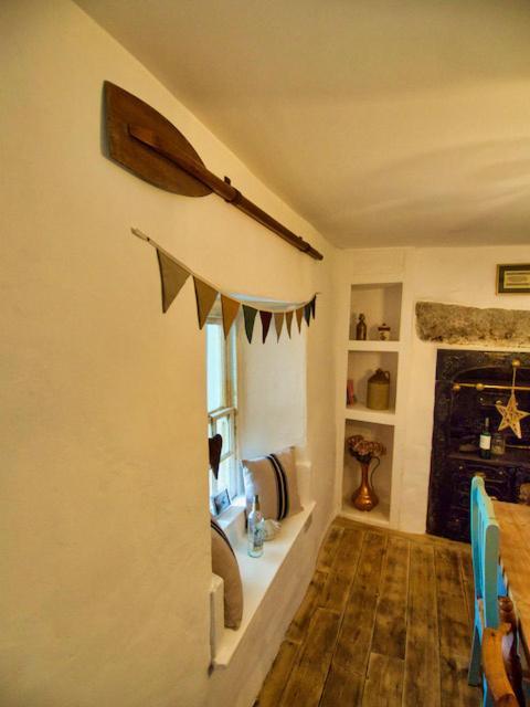Knocker Cottage Is A 3 Bedroom Made Up Of 1 Double Bedroom And 2 Small Double Bedrooms In Small Village 10 Min To Beaches Camborne Exteriör bild
