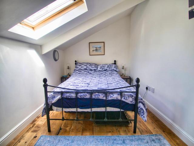 Knocker Cottage Is A 3 Bedroom Made Up Of 1 Double Bedroom And 2 Small Double Bedrooms In Small Village 10 Min To Beaches Camborne Exteriör bild